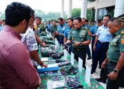 Panglima TNI Mengecek Perlengkapan Operasi Dalam Negeri 2024
