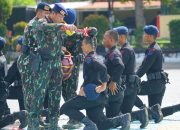 Korps Brimob Polri Gelar Upacara Tradisi Penerimaan Personel