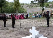 Polri Gelar Apel Persada Pemakaman Jenazah Almarhum Briptu Anumerta Alfando Steve Karamoy di TMP Luwuk Banggai