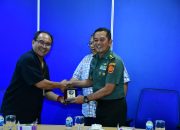 Membangun Kolaborasi Positif, Kapuspen TNI Kunjungi Kompas Gramedia