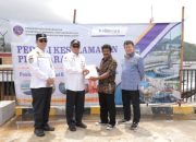 Tingkatkan Keselamatan Pelayaran, Kemenhub Bagikan Sertifikat Kapal dan Life Jacket Gratis di Labuan Bajo