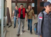 Tim Tabur Kejaksaan Agung Berhasil Amankan Buronan DPO Terpidana ROLAND YAHYA