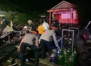 Gerak Cepat Ditsamapta Polda Sulteng Padamkan Kebakaran 7 Lapak di Poboya Palu