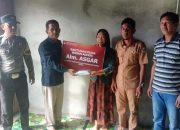 Polres Morowali dan KPU Morowali Berikan Santunan Duka untuk Anggota KPPS yang Meninggal Dunia