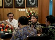 Buka Diskusi dengan FEB UI, Menko Luhut Tekankan Pentingnya Riset