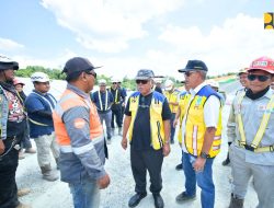Tinjau Jalan Tol 6B dan Akses Tol IKN 6C, Menteri Basuki: Selesai Juni 2025