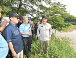 Dua Menteri Kabinet Merah Putih Monitoring Pencemaran Sungai Ciujung di Banten
