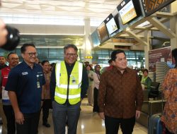 Tinjau Terminal 3 Bandara Soetta, Menteri BUMN Apresiasi Peningkatan Layanan untuk Penumpang