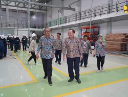 Menteri Dody Tinjau Gedung Workshop di Politeknik PU Semarang