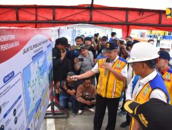 Sambut Libur Nataru, Menteri PU Tinjau Jalan Tol Fungsional Gending-Krasaan