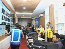 Kunjungi Jasa Marga Tollroad Command Center, Menteri Dody Pantau Kondisi Arus Lalu Lintas Nataru 2024/2025