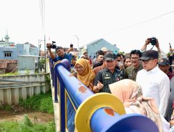Genjot Hasil Produksi Panen, Wamendagri Bima Arya Cek Kondisi Irigasi di Jawa Tengah