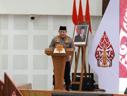 Hadiri Penutupan Pleno Hima Persis, Kapolri: Mari Jaga Keberagaman Untuk Wujudkan Indonesia Emas 2045