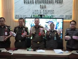 Kejati Sumsel Tetapkan 3 Tersangka dalam Perkara Gratifikasi pada Dinas PUPR Kabupaten Banyuasin