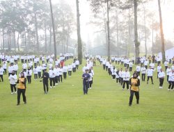 Kepala Daerah Antusias Ikuti Senam Pagi pada Hari Kedua Retreat Pembekalan di Magelang