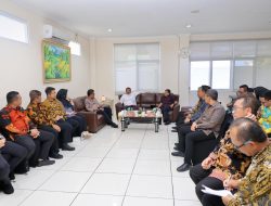 Berikan Pengarahan di Kantor Pertanahan Kota Balikpapan, Menteri Nusron Minta Jajarannya Inventarisasi Tanah Terindikasi Telantar