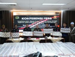Penyitaan Uang Tunai Rp565 Miliar dalam Perkara Importasi Gula di Kementerian Perdagangan Tahun 2015-2016