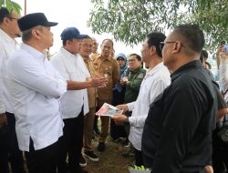 Pastikan Pengadaan Tanah Sesuai Prosedur, Menteri Nusron Tinjau Langsung Akses KCIC Karawang