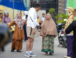 Tunjukkan Kedekatan dengan Masyarakat, Kapolres Gowa Jogging Pagi Sambil Sapa Warga