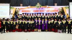 Ratusan Lansia Ikut Wisuda di Bulukumba