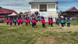 Orang Tua Siswa dari Desa Labotto Tampilkan Senam Kreasi pada Pembukaan PORSENI KKG Gugus III